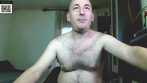 Snapshot of johanbarker chatting on December 14, 1:16 pm Johan online show from December 14, 1:16 pm