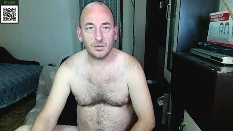 Snapshot of johanbarker chatting on December 24, 8:00 am Johan online show from December 24, 8:00 am