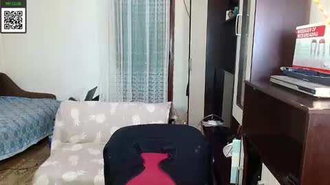 Snapshot of johanbarker chatting on December 24, 11:06 am Johan online show from December 24, 11:06 am