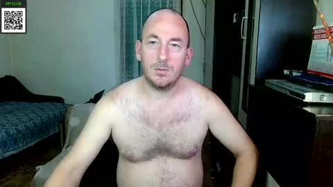 Snapshot of johanbarker chatting on December 27, 4:43 pm Johan online show from December 27, 4:43 pm