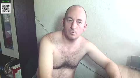 Snapshot of johanbarker chatting on February 24, 2:37 pm Johan online show from February 24, 2:37 pm