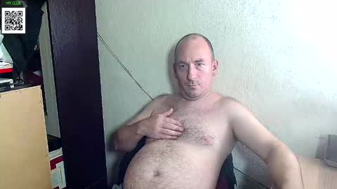 Snapshot of johanbarker chatting on February 25, 5:36 pm Johan online show from February 25, 5:36 pm