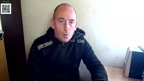 Snapshot of johanbarker chatting on October 21, 10:27 am Johan online show from October 21, 10:27 am