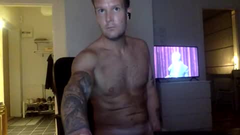 johannesjohnsson780 online show from October 12, 12:53 am