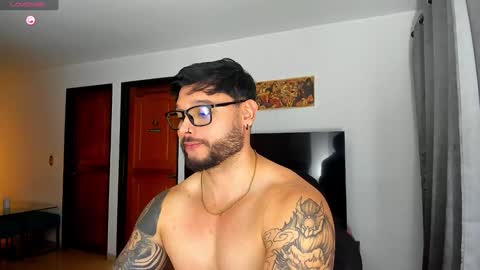 Snapshot of johatsu chatting on December 28, 3:47 am King - online show from December 28, 3:47 am