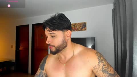 Snapshot of johatsu chatting on January 12, 1:32 am King - online show from January 12, 1:32 am