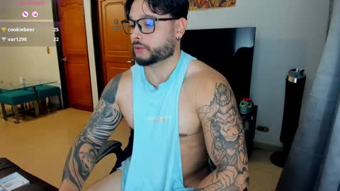 Snapshot of johatsu chatting on January 31, 12:17 am King - online show from January 31, 12:17 am