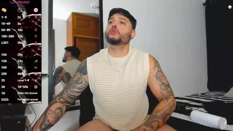 Snapshot of johatsu chatting on September 14, 11:59 pm King - online show from September 14, 11:59 pm