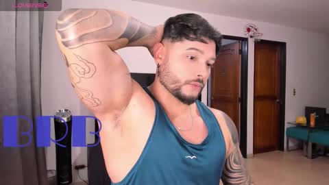 Snapshot of johatsu chatting on November 15, 9:54 pm King - online show from November 15, 9:54 pm