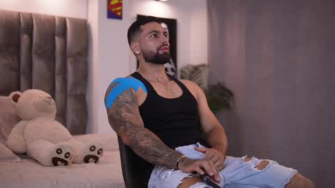 john online show from February 11, 1:10 am