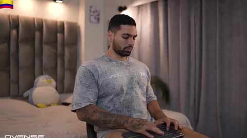 john online show from September 23, 12:35 am