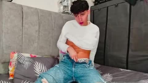 John Vichenso online show from December 10, 8:38 pm