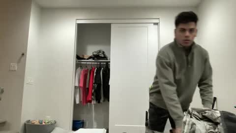 JAXX online show from December 9, 11:58 am