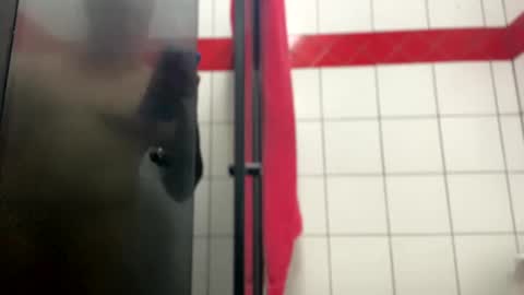 Snapshot of johnjow10 chatting on February 5, 4:14 pm JOHN online show from February 5, 4:14 pm