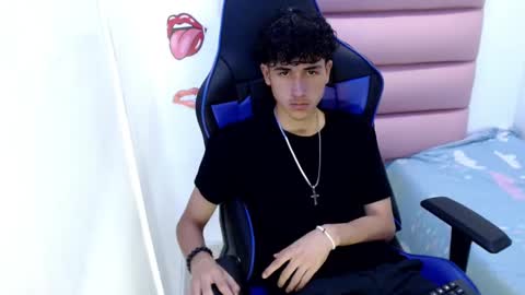 johnny_cagee online show from December 4, 3:59 am