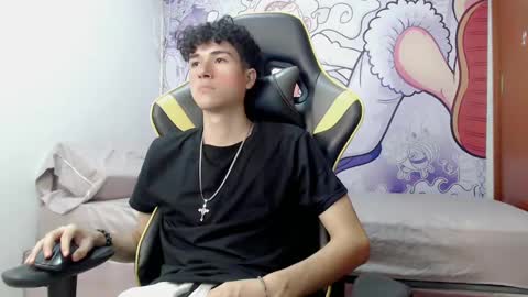 johnny_cagee online show from December 22, 5:01 am