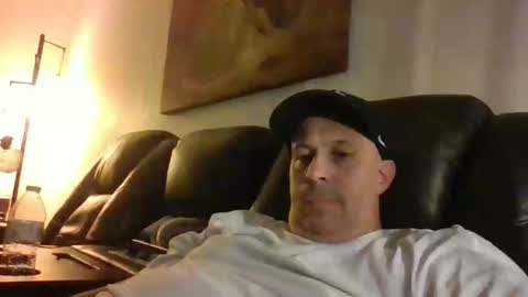 johnnycb7 online show from November 10, 6:51 pm