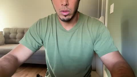 Snapshot of johnnyfeet03 chatting on November 24, 2:39 pm johnnyfeet03 online show from November 24, 2:39 pm