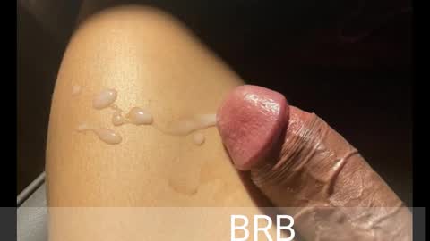 Snapshot of johnnyfun_xxx chatting on December 23, 12:14 am Johnnystrongarms online show from December 23, 12:14 am