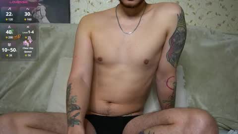 Snapshot of johnstoneisland chatting on November 29, 7:55 am John online show from November 29, 7:55 am