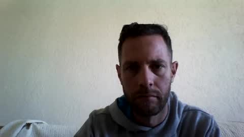 jojo19844 online show from October 8, 9:51 am