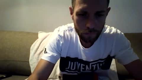 jojo19844 online show from October 11, 12:15 pm