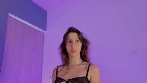jolie_lov online show from November 11, 3:12 pm