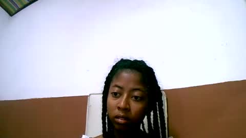 joliekah27 online show from February 4, 1:34 am