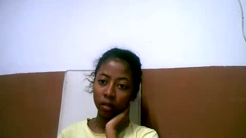 joliekah27 online show from February 8, 1:11 am