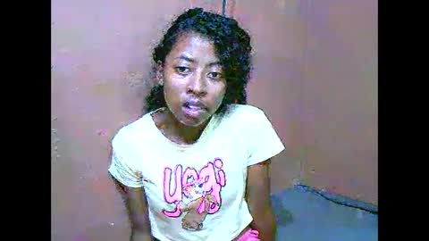 joliekah27 online show from February 25, 7:14 pm