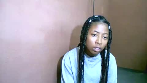 joliekah27 online show from February 26, 6:43 pm