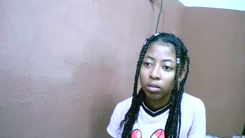 joliekah27 online show from February 27, 4:43 pm