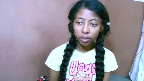 joliekah27 online show from March 6, 1:46 pm