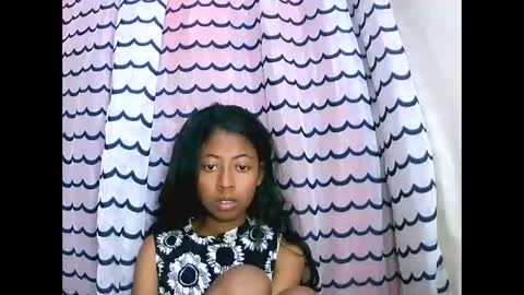 joliekah27 online show from September 9, 7:52 am