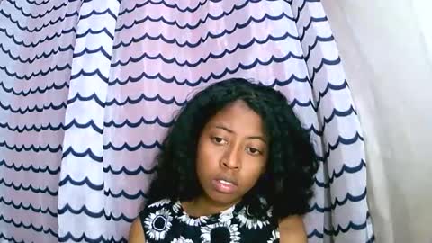 joliekah27 online show from September 9, 7:57 pm