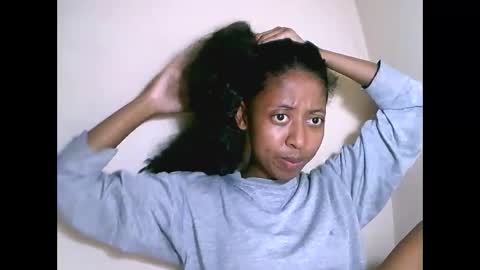 joliekah27 online show from November 1, 11:56 am