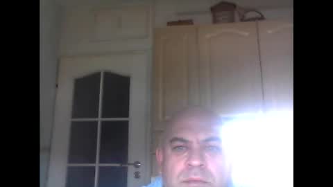 Snapshot of jolmasz30 chatting on January 3, 8:32 am jolmasz30 online show from January 3, 8:32 am