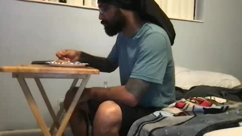 Snapshot of jon2h6k chatting on January 31, 4:47 am jon2h6k online show from January 31, 4:47 am