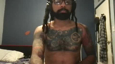 Snapshot of jon2h6k chatting on March 10, 12:40 am jon2h6k online show from March 10, 12:40 am