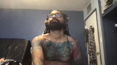 Snapshot of jon2h6k chatting on December 2, 1:11 am jon2h6k online show from December 2, 1:11 am