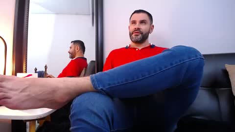  JONAS BEARD  online show from March 5, 9:04 pm