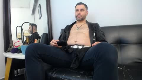  JONAS BEARD  online show from September 13, 7:35 pm