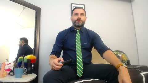  JONAS BEARD  online show from November 6, 3:35 pm