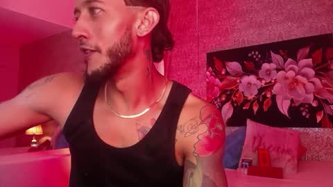 Jonas  online show from November 24, 7:46 pm