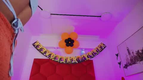 Jonas  online show from October 15, 2:06 pm