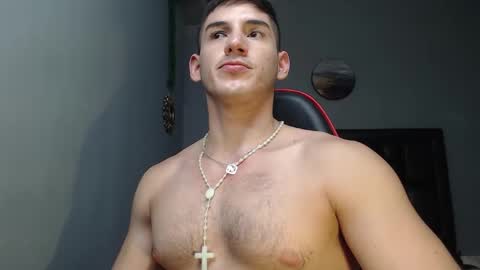 Snapshot of jonathancast08 chatting on January 15, 1:20 pm jonathancast08 online show from January 15, 1:20 pm