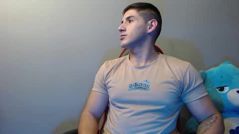 Snapshot of jonathancast08 chatting on January 18, 8:51 pm jonathancast08 online show from January 18, 8:51 pm