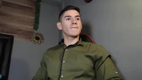 Snapshot of jonathancast08 chatting on February 10, 12:52 am jonathancast08 online show from February 10, 12:52 am