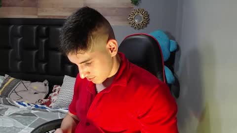 Snapshot of jonathancast08 chatting on February 17, 11:09 pm jonathancast08 online show from February 17, 11:09 pm