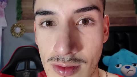 Snapshot of jonathancast08 chatting on March 7, 5:08 am jonathancast08 online show from March 7, 5:08 am